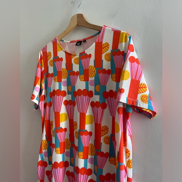 Uniqlo x Marimekko T-Shirt Dress Japanese, Special Edition Collection, Size Med - Picture 9 of 16